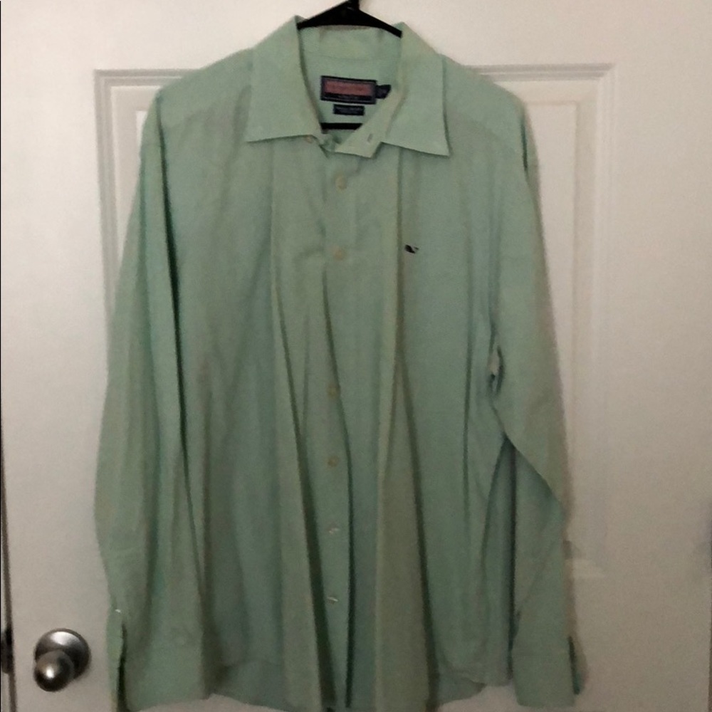 Vineyard Vines Button down